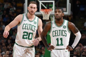 经典战役再现：NBA历史上最感人比赛细节回顾，nba感人故事